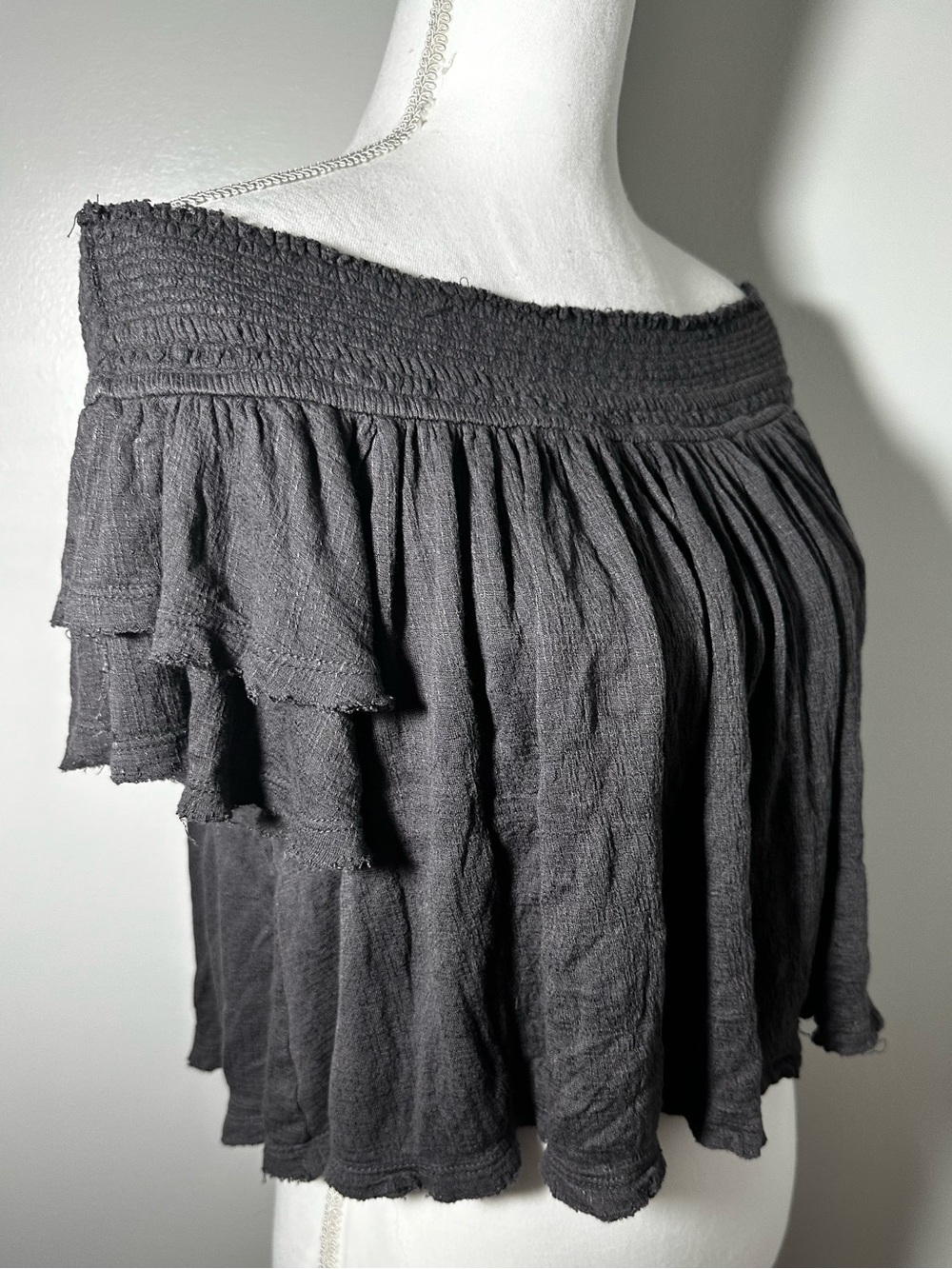 Free People Off-Shoulder Ruffle Crop Top - Picture 12 of 14